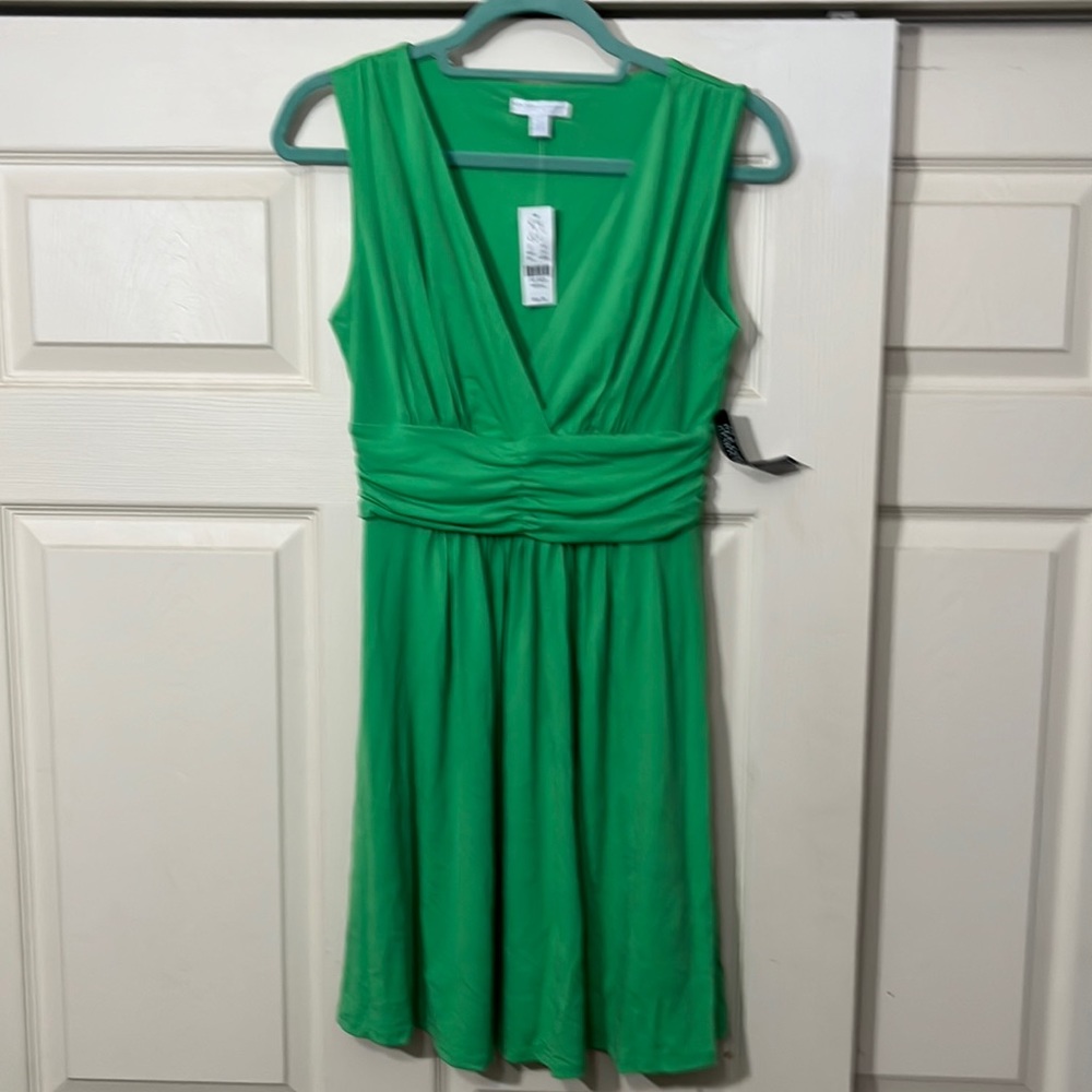 New York & Company Sleeveless Green Dress.  Size-XS.  New with Tags.